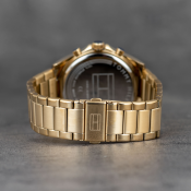 Tommy Hilfiger Baker