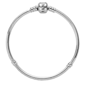 Náramek Pandora Moments