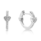 Naušnice Pandora Moments