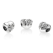 Korálik Pandora Moments