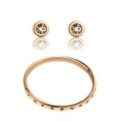 Victoria Walls Surprise