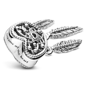 Korálek Pandora Moments