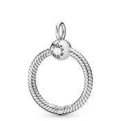 Pandora Moments medál