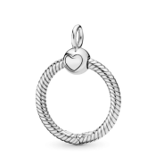 Pandora Moments medál