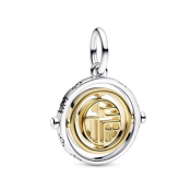 Pandora Moments medál