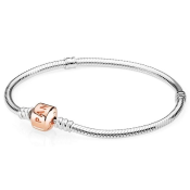 Náramok Pandora Moments