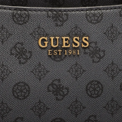 Guess Fynna Girlfriend