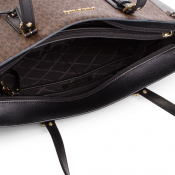 Michael Kors Voyager