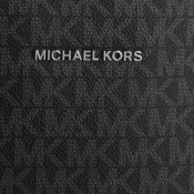 Michael Kors Voyager