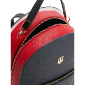 Tommy Hilfiger Signature