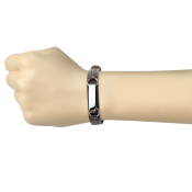 Hnedý kožený náramok s chirurgickou oceľou a minimalistickým dizajnom