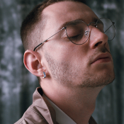 Dvoubarevné kloubové náušnice z chirurgické oceli