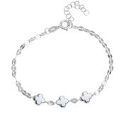 Stříbrný náramek s přívěsky