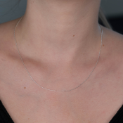 Srebrni lančić, nježan dizajn