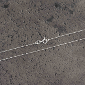 Cadena de plata, diseño delicado