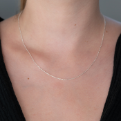 Stříbrný řetízek, jemný design