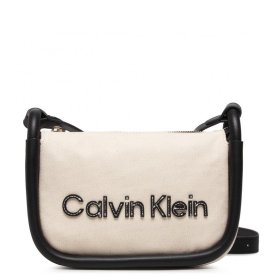 Calvin Klein Calvin Resort