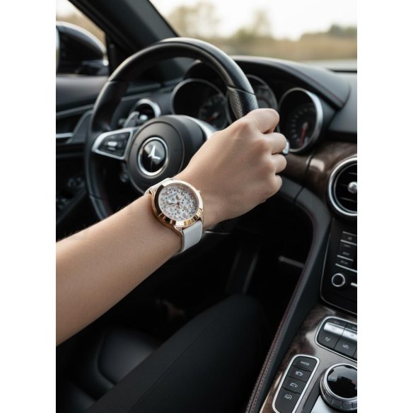 Guess Pearl