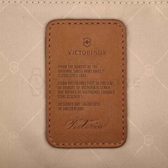 Victorinox Victoria Signature