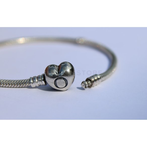 Pandora Second Hand
