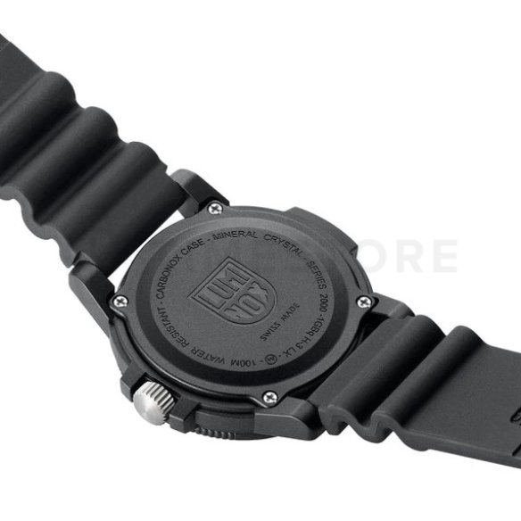 Luminox
