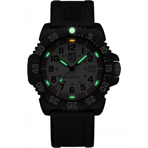Luminox