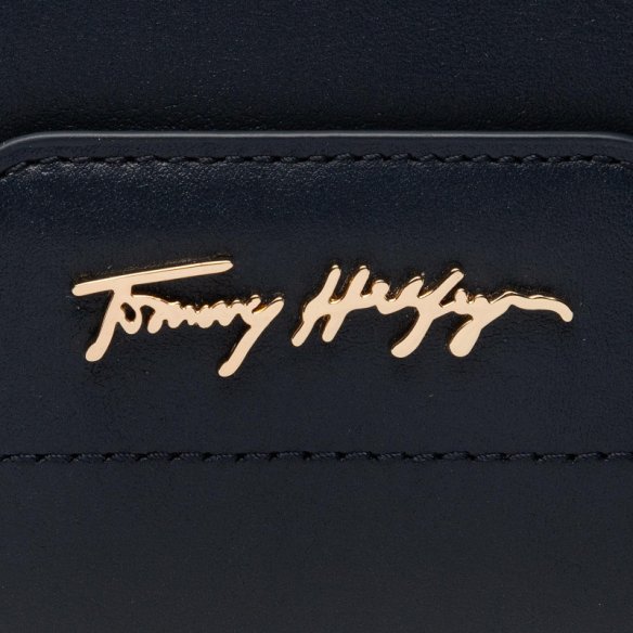 Tommy Hilfiger Leather