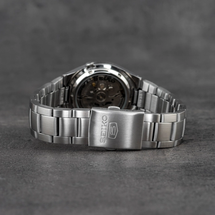 Seiko 5