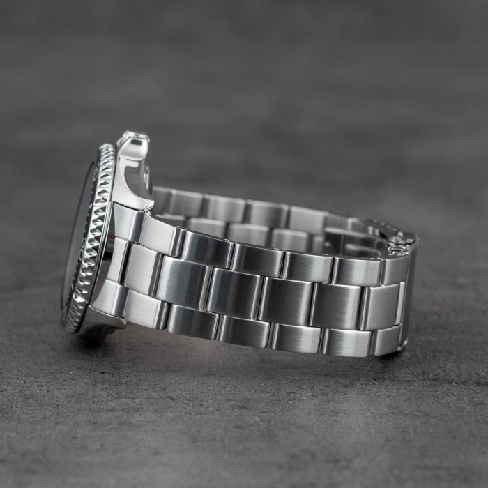 Orient Mako III Automatic