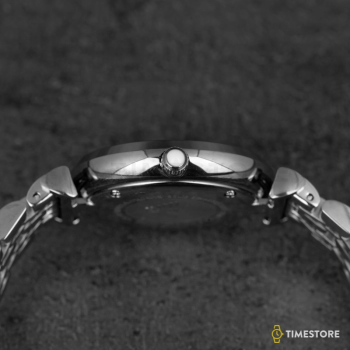 Emporio Armani Classic