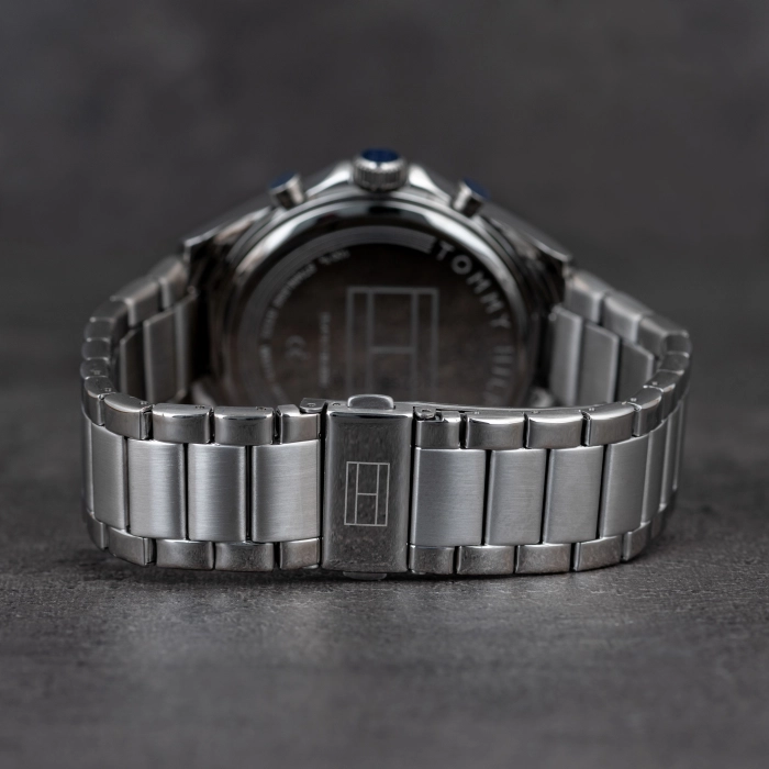 Tommy Hilfiger Baker