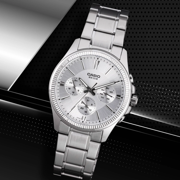 Casio Enticer Chronograph