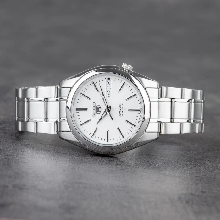 Seiko 5