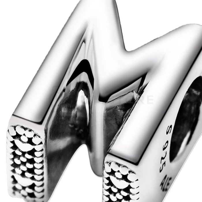 Korálek Pandora Moments