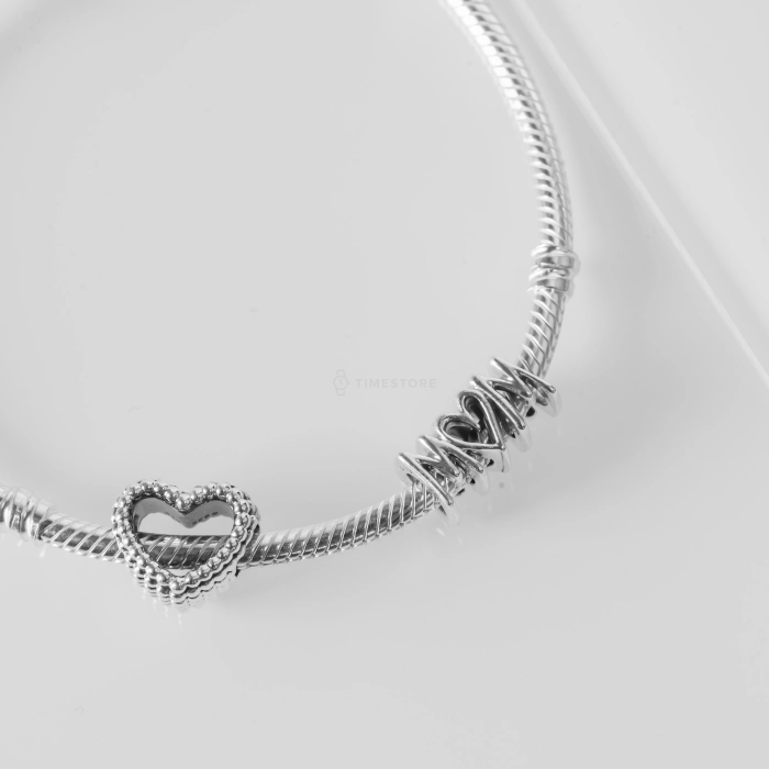 Korálek Pandora Moments