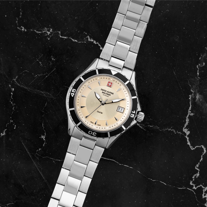 Swiss Alpine Military Diver