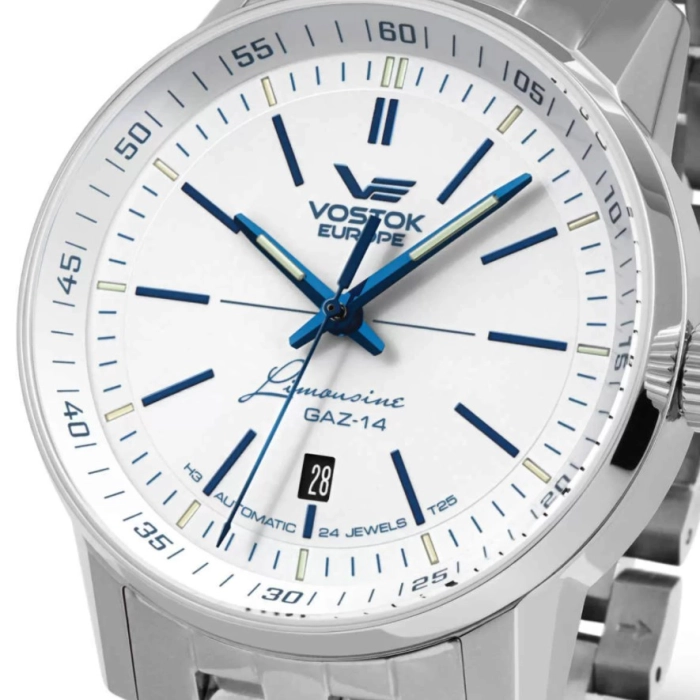 Vostok Gaz-14 Limouzine