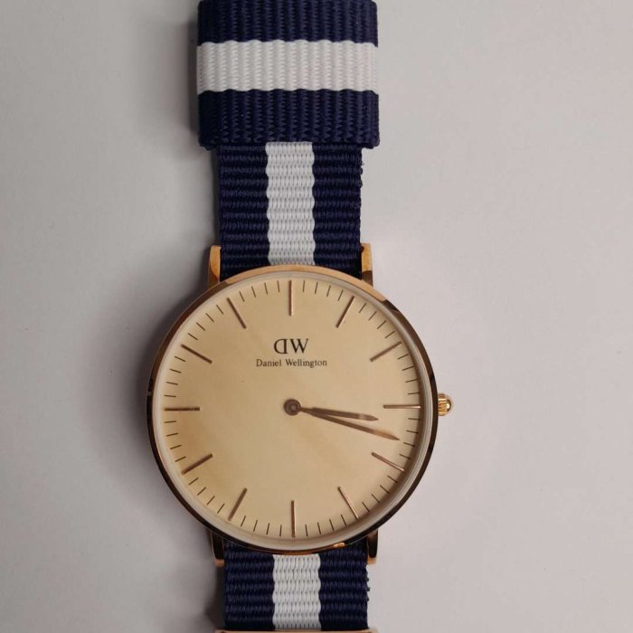 Daniel wellington second hand sale