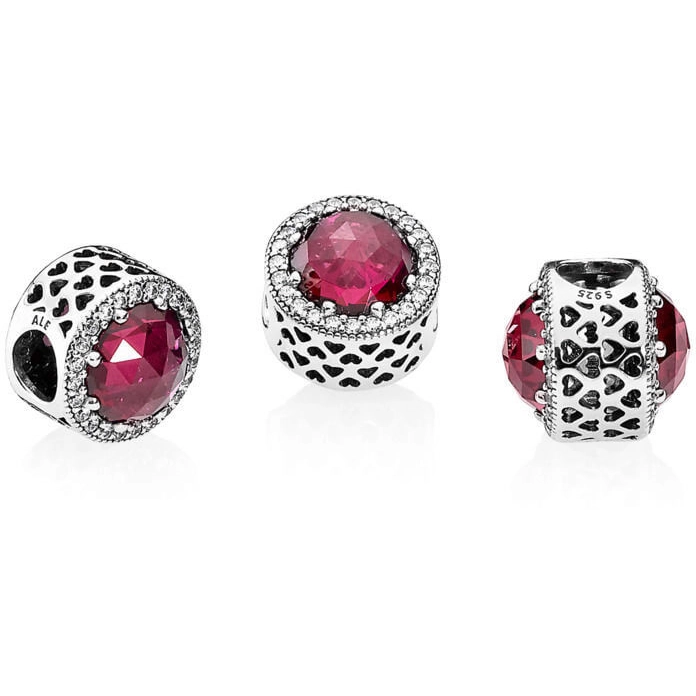 Korálek Pandora Moments