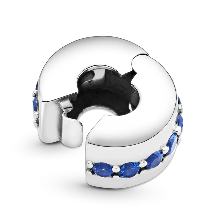 Klip Pandora Moments