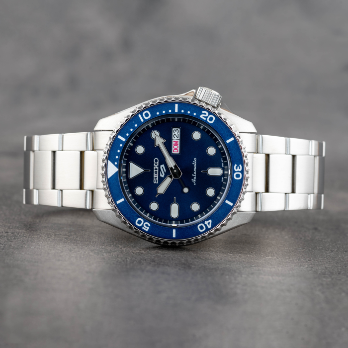 Seiko 5 Sports