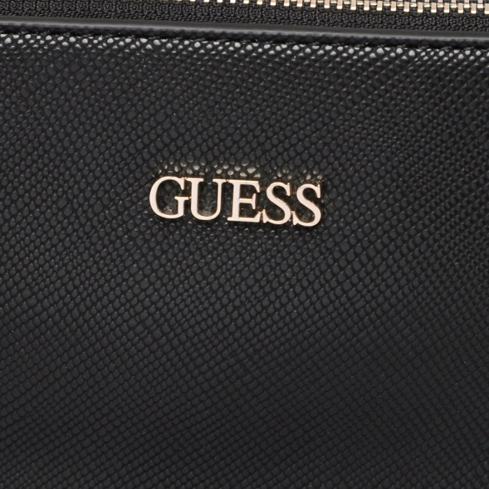 Guess Noelle