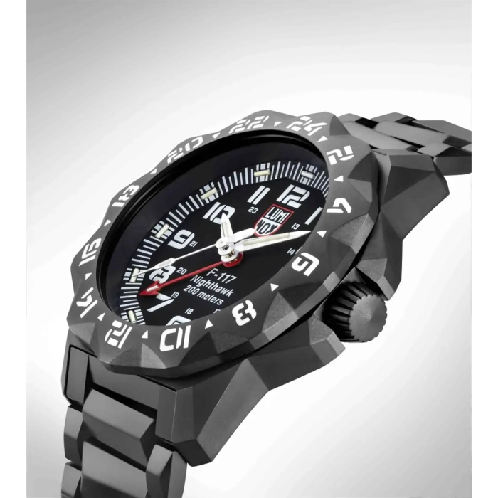Luminox