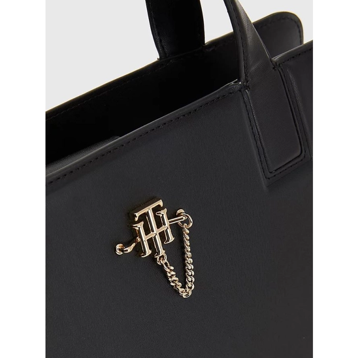 Tommy Hilfiger Chain