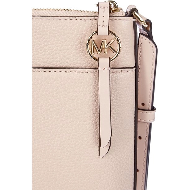 Michael Kors Jet Set Charm