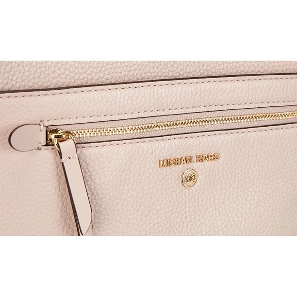 Michael Kors Jet Set Charm