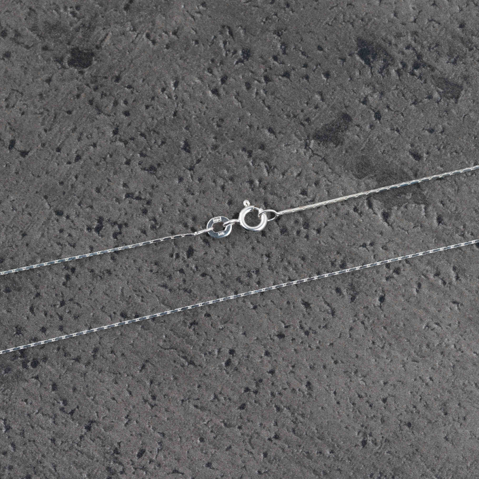 Strieborná retiazka, jemný dizajn