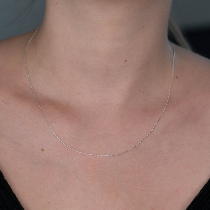 Srebrni lančić, nježan dizajn