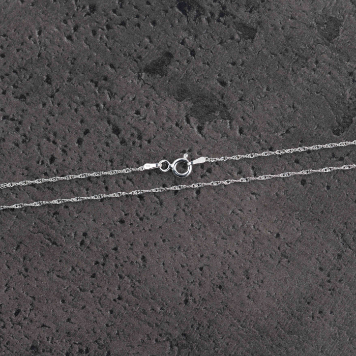 Srebrna verižica, nežen dizajn