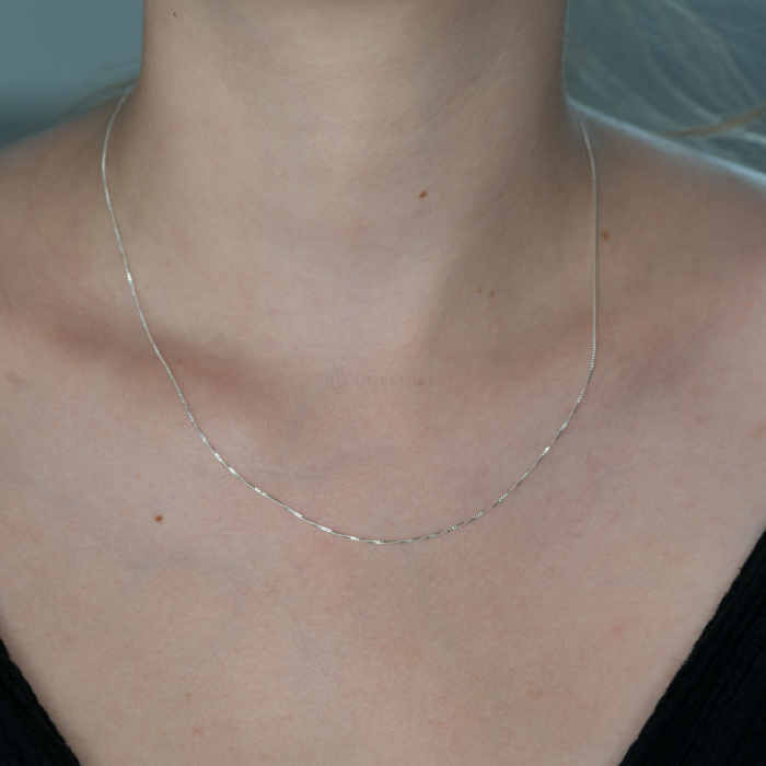 Strieborná retiazka, jemný dizajn